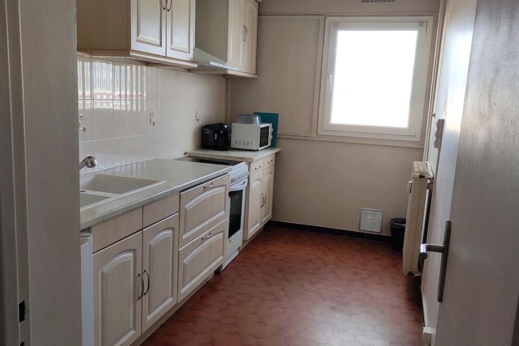 Charmant Appartement Proche Melun Centre Ville Kültér fotó