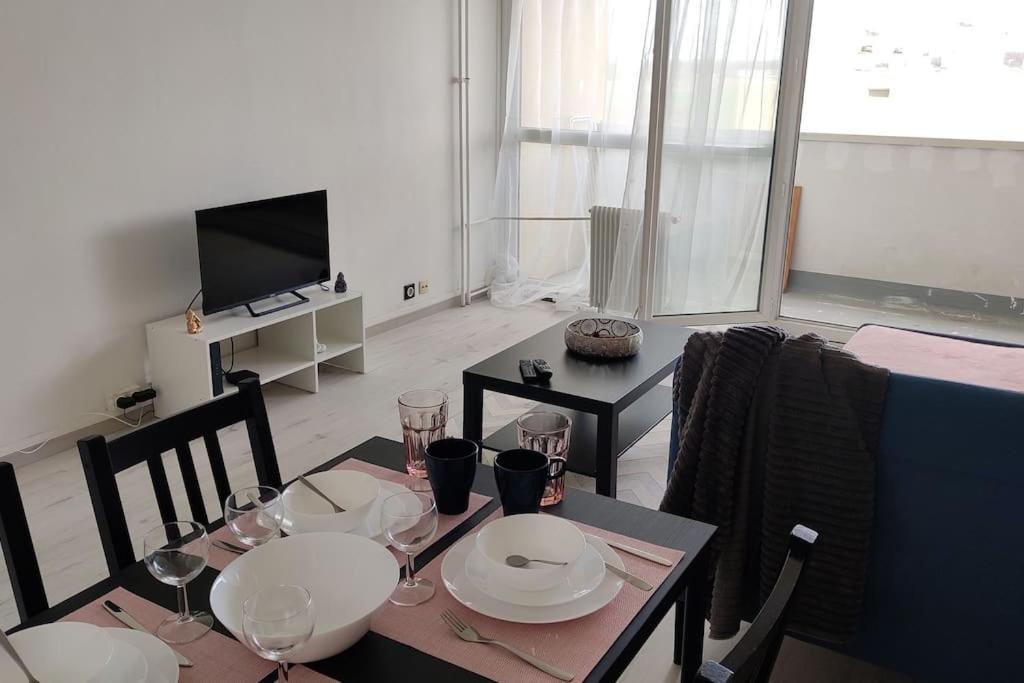 Charmant Appartement Proche Melun Centre Ville Kültér fotó